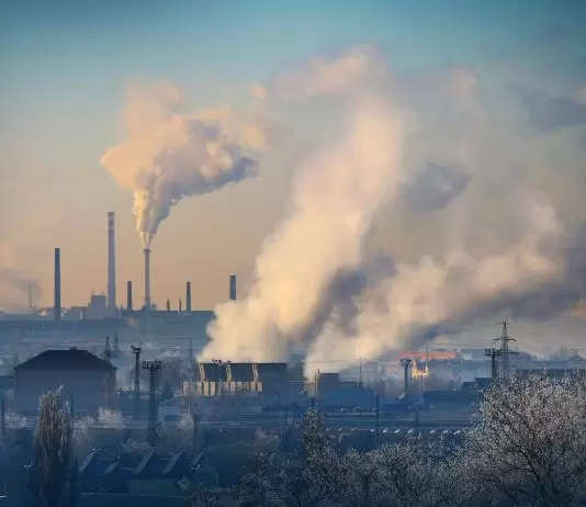 Weekend Read: 70 years on from the killer smog and what we know now about pollution and profit