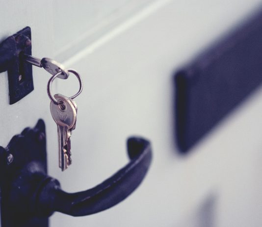 What to Consider Before Buying New Door Hardware