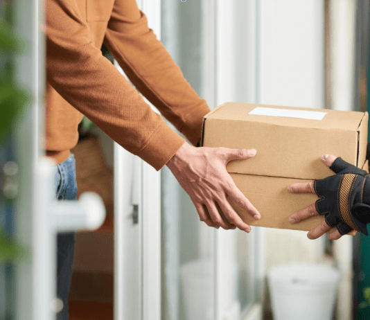 Sending Parcel to India from UK Without Giving Up Your Evening Preparing a parcel to India from the UK for courier collection