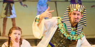 HORRIBLE HISTORIES LIVE ON STAGE BRINGS TWO FUN-PACKED SHOWS TO YOUR LOCAL THEATRE