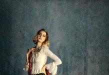Amy Matthews Brings Five-Star Comedy Show Definitions of Toast to Brighton